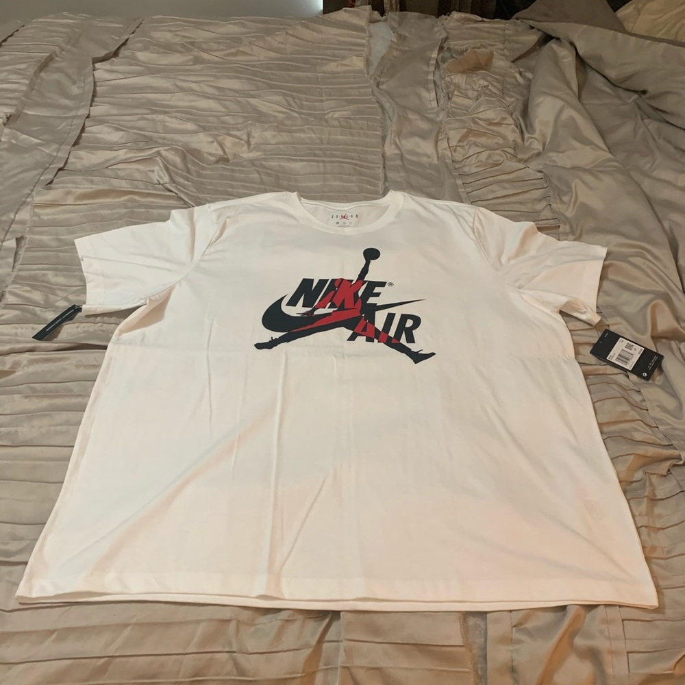 Jordan T-Shirt.